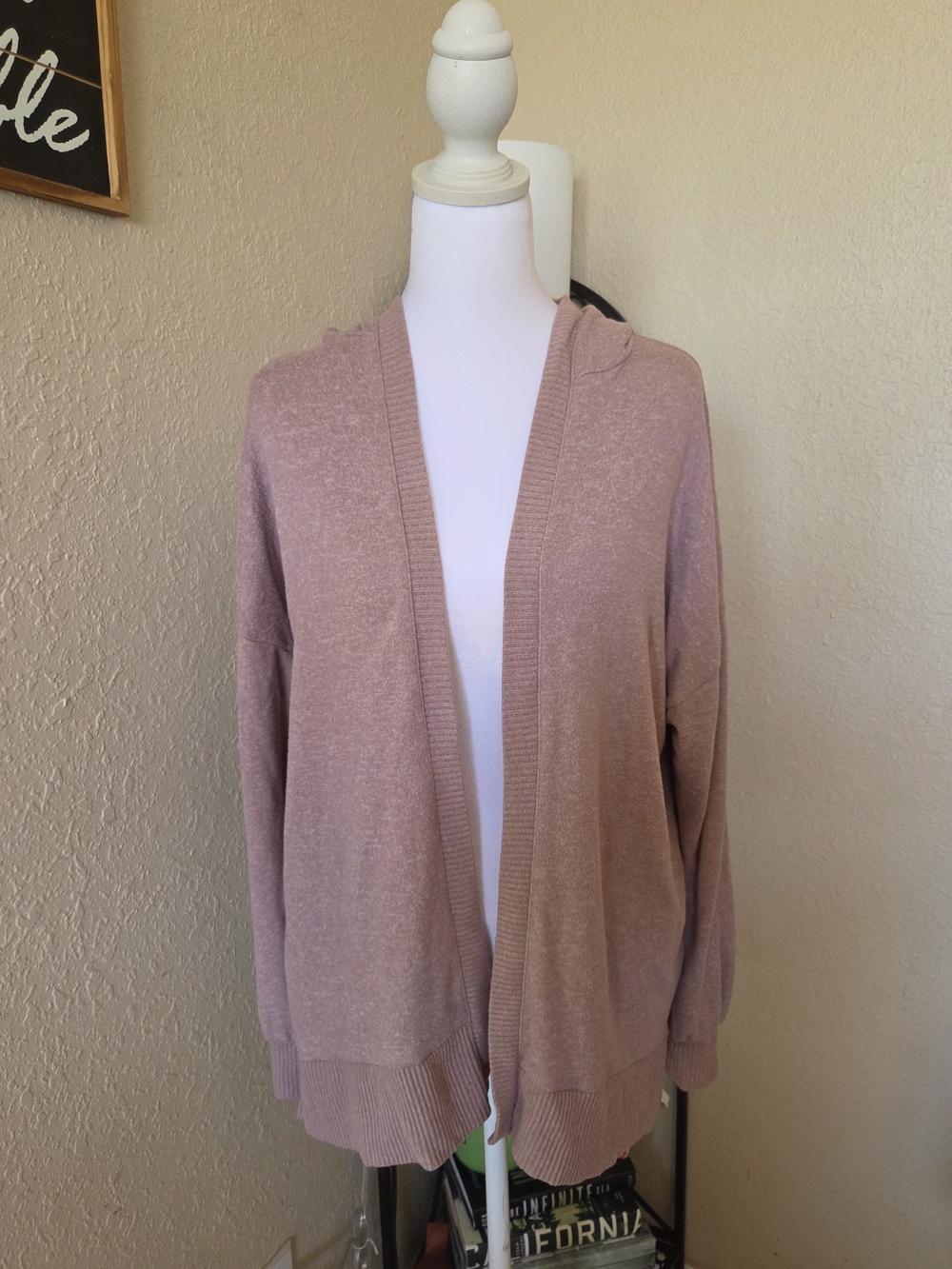 American Eagle Outfitters Hooded Open-Front Cardigan in Dusty Rose